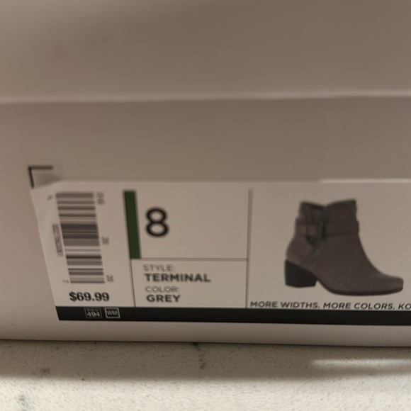 Croft & Barrow Gray Boots - Picture 5 of 6